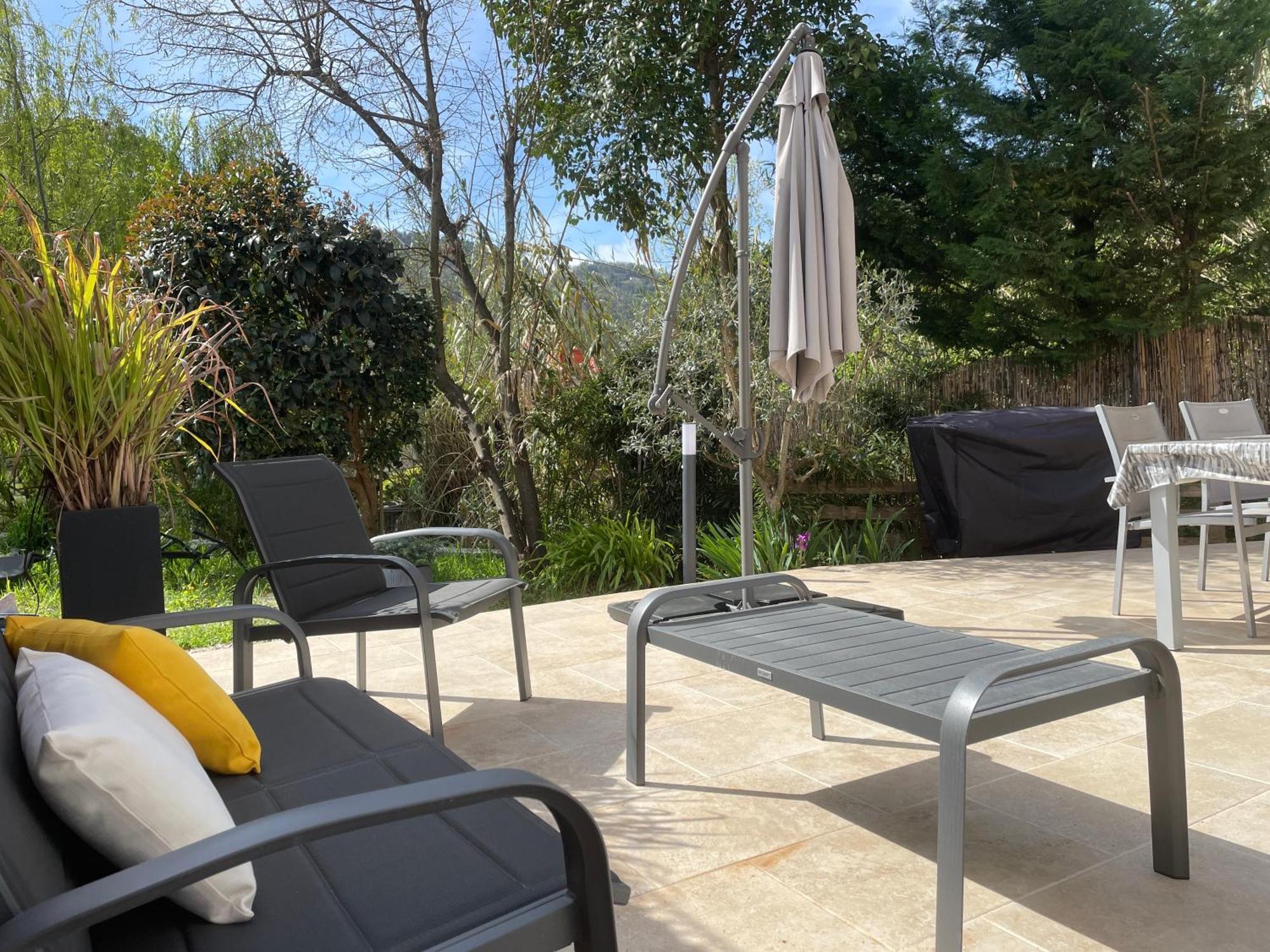 Luva D'Azur, Rez De Villa Le Riou - Le Vallon Le Bar-sur-Loup Экстерьер фото